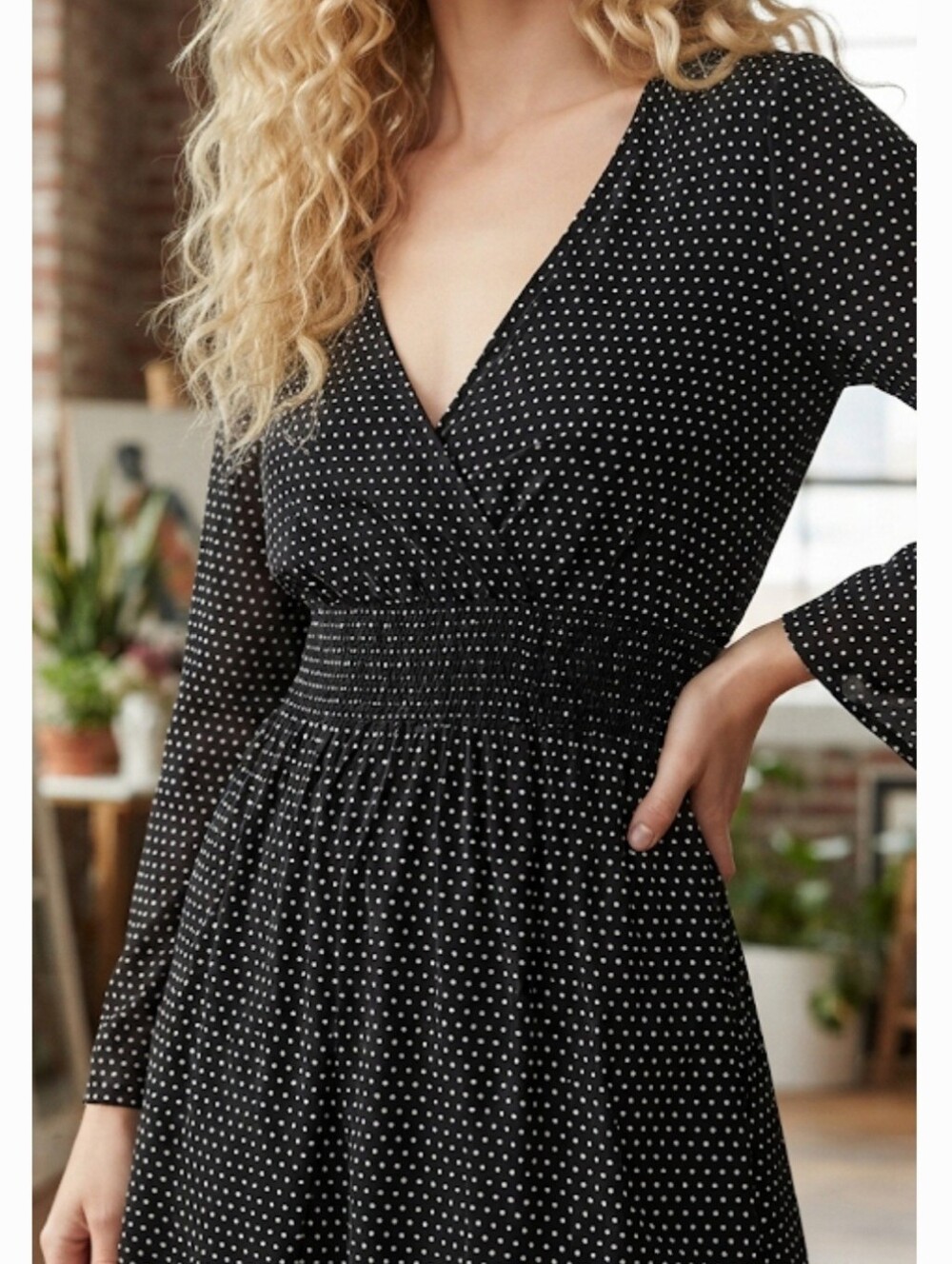 BCBG MAXAZRIA dress M dots black white 10 12
